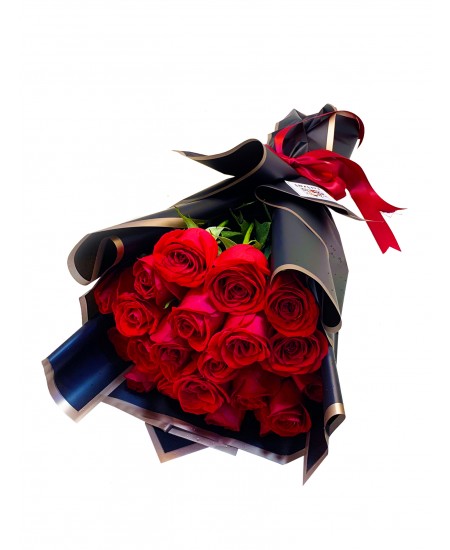 AFR92 Ramillete clásico de rosas rojas 